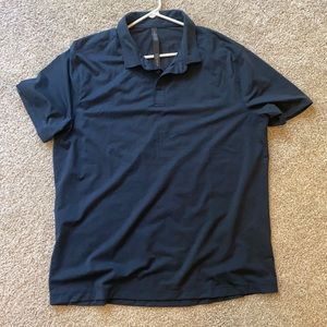 Never worn Lululemon XXL men’s polo
